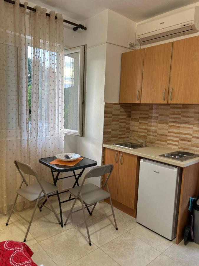 Lazarus Bigova Apartments Tivat Exterior foto