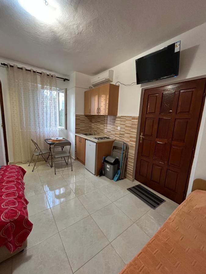 Lazarus Bigova Apartments Tivat Exterior foto