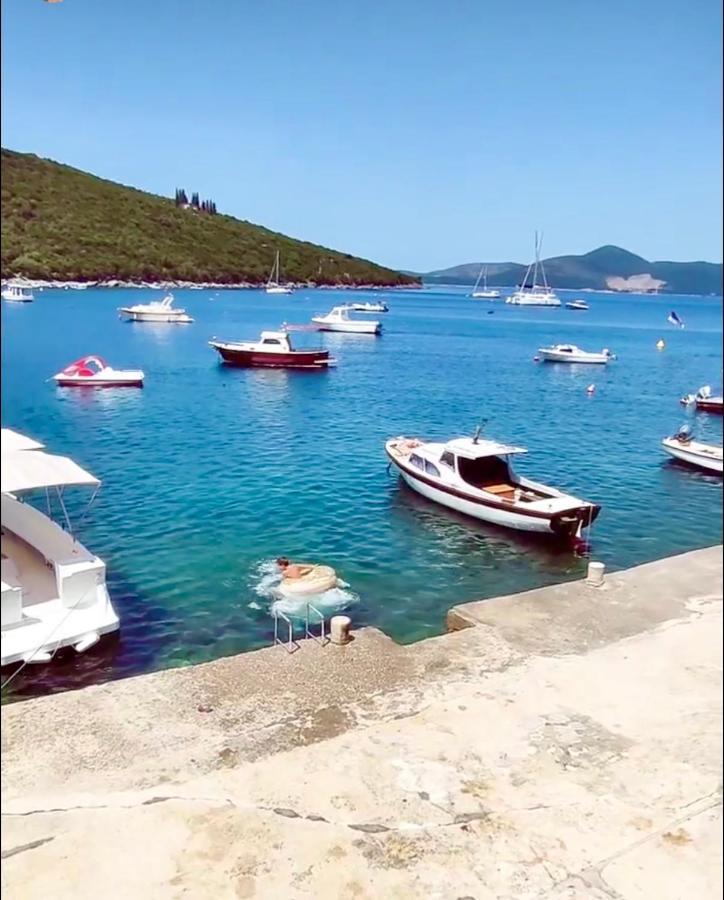 Lazarus Bigova Apartments Tivat Exterior foto