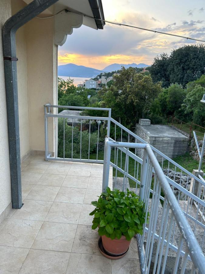 Lazarus Bigova Apartments Tivat Exterior foto