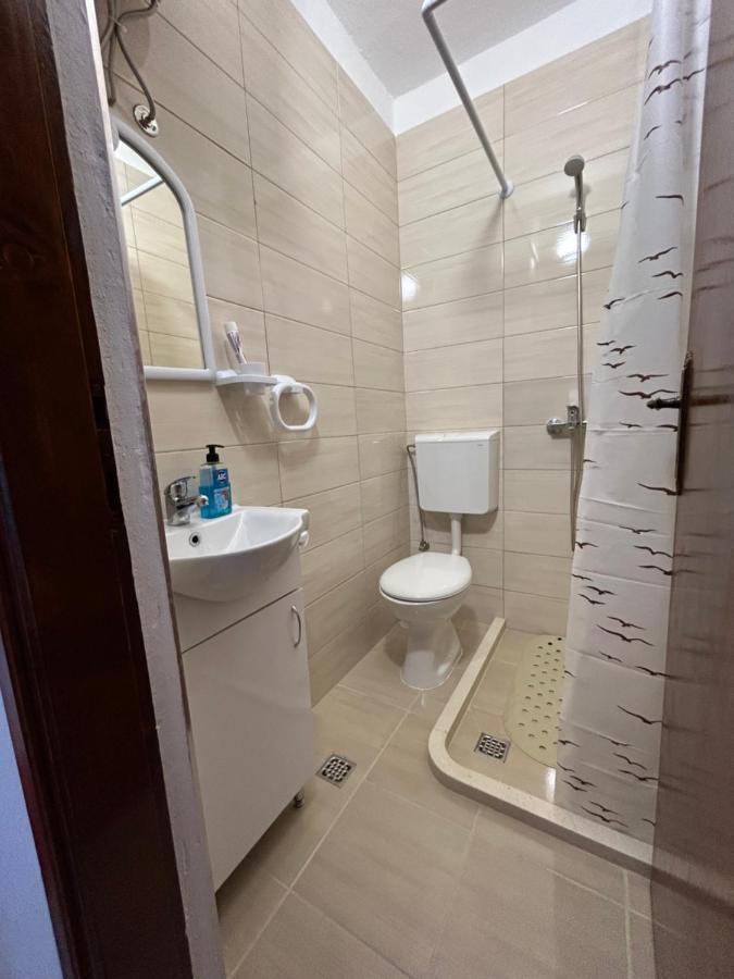 Lazarus Bigova Apartments Tivat Exterior foto