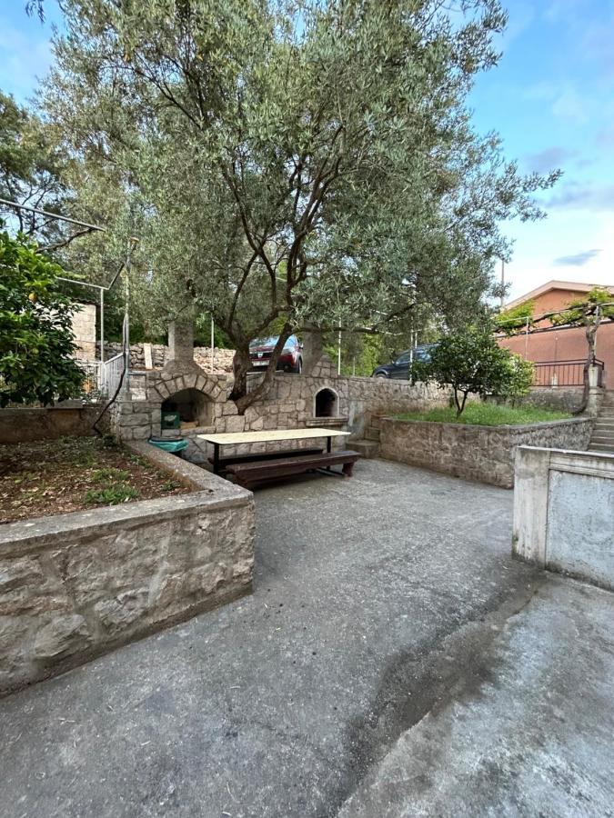 Lazarus Bigova Apartments Tivat Exterior foto